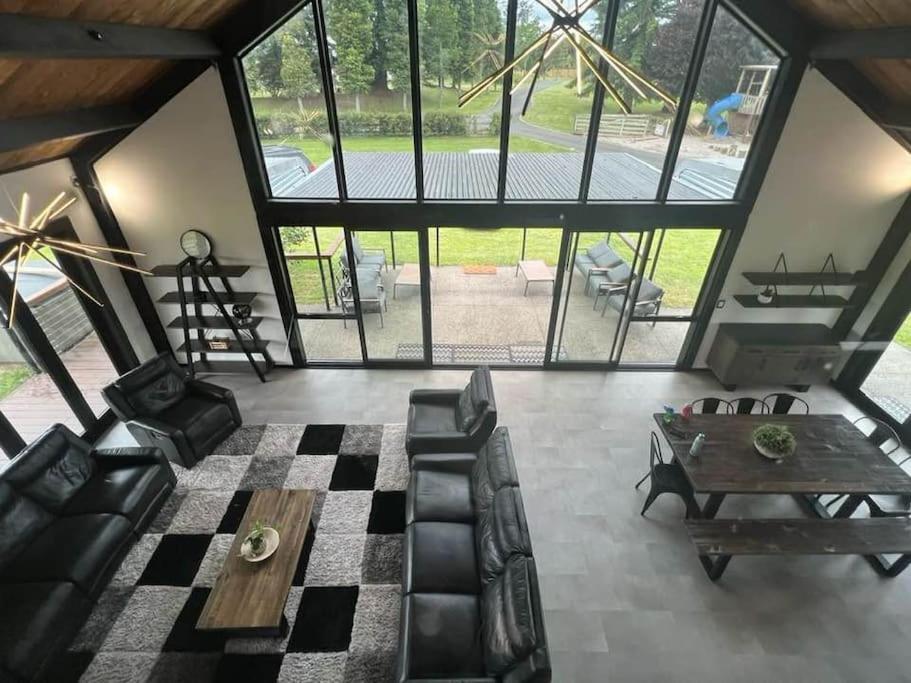 The Clubhouse Villa Hamilton Exterior foto