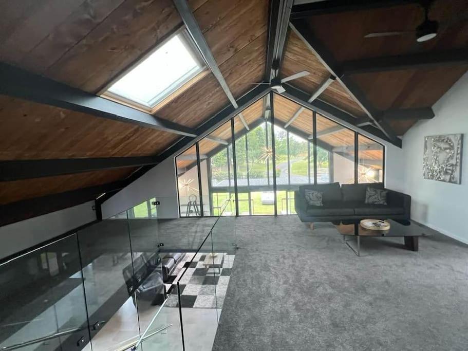 The Clubhouse Villa Hamilton Exterior foto